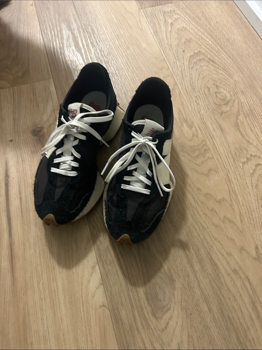Women’s Black and White Casual Sneakers - Classic Low-Top Design